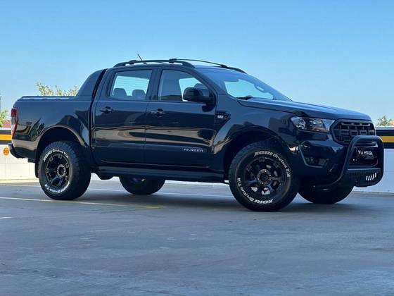FORD RANGER 2.2 BLACK 4X2 CD 16V DIESEL 4P AUTOMÁTICO FORD RANGER 2.2 BLACK 4X2 CD 16V DIESEL 4P AUTOMÁTICO